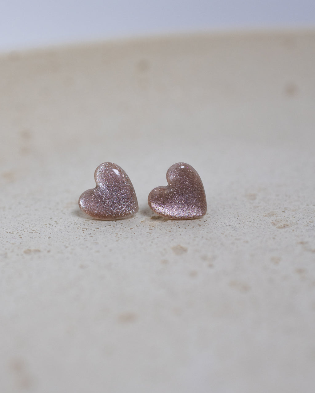 Sinja | Cat Eye sydän nappikorvakorut