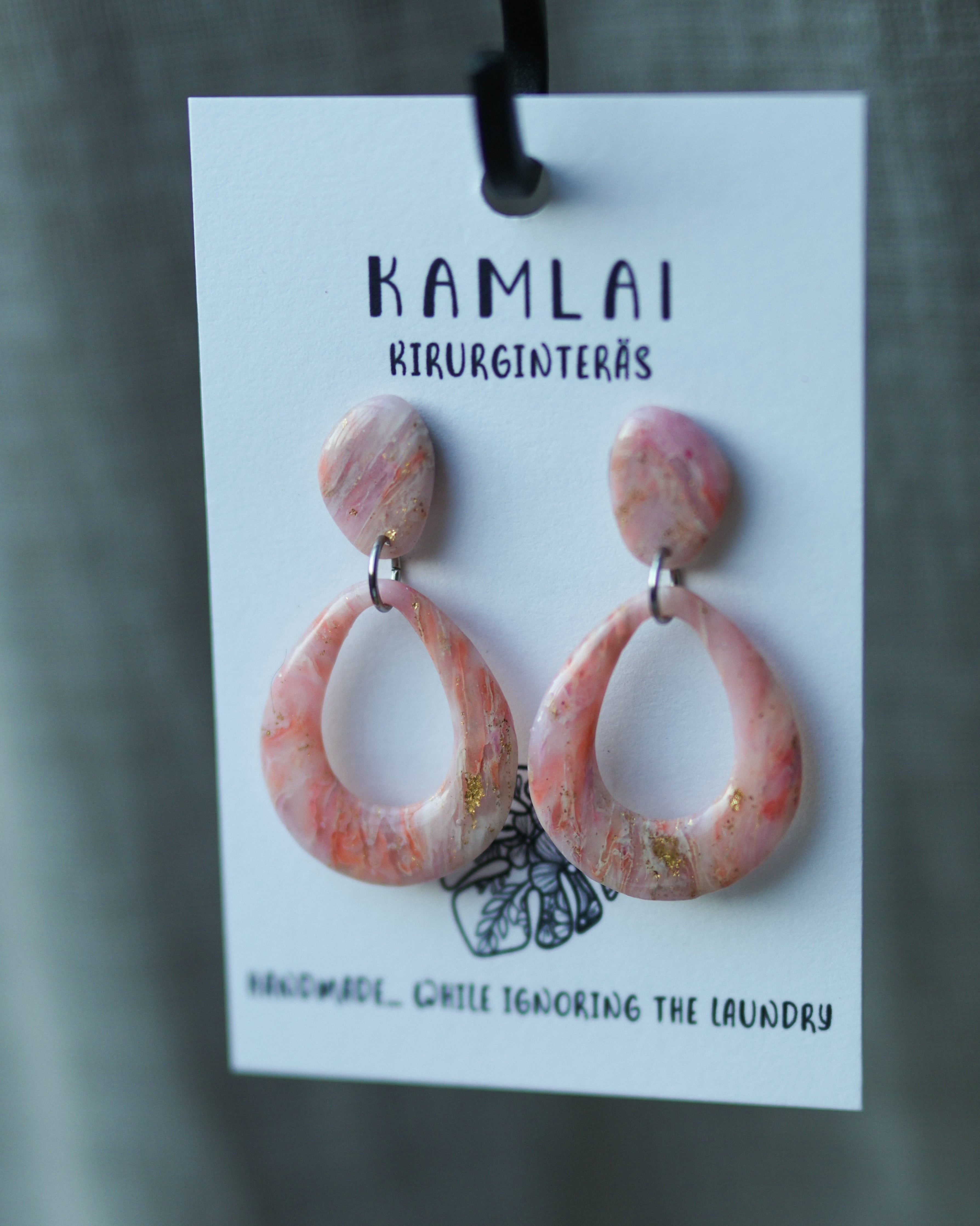 Velvet Dust -korvakorut