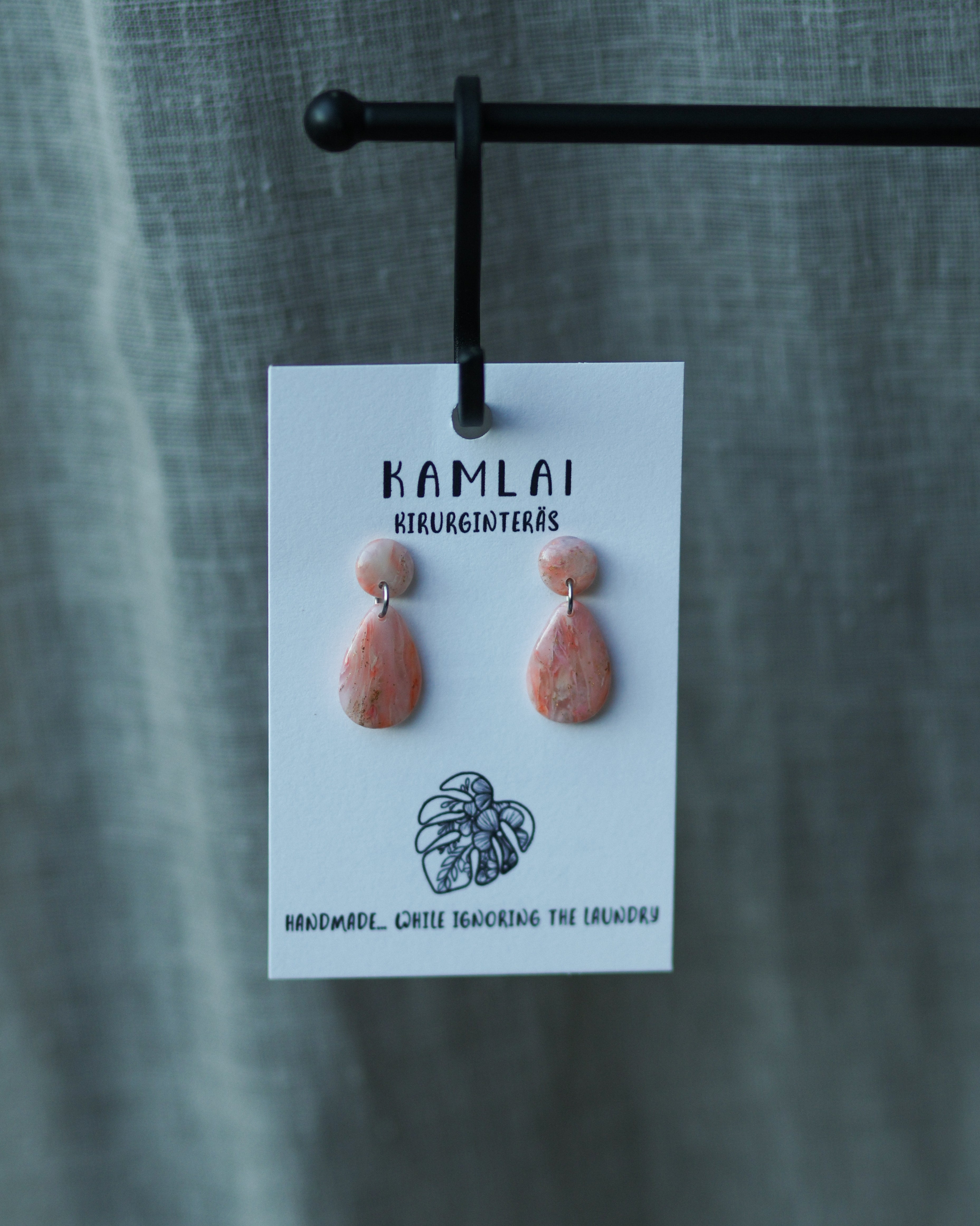 Blushwave -korvakorut