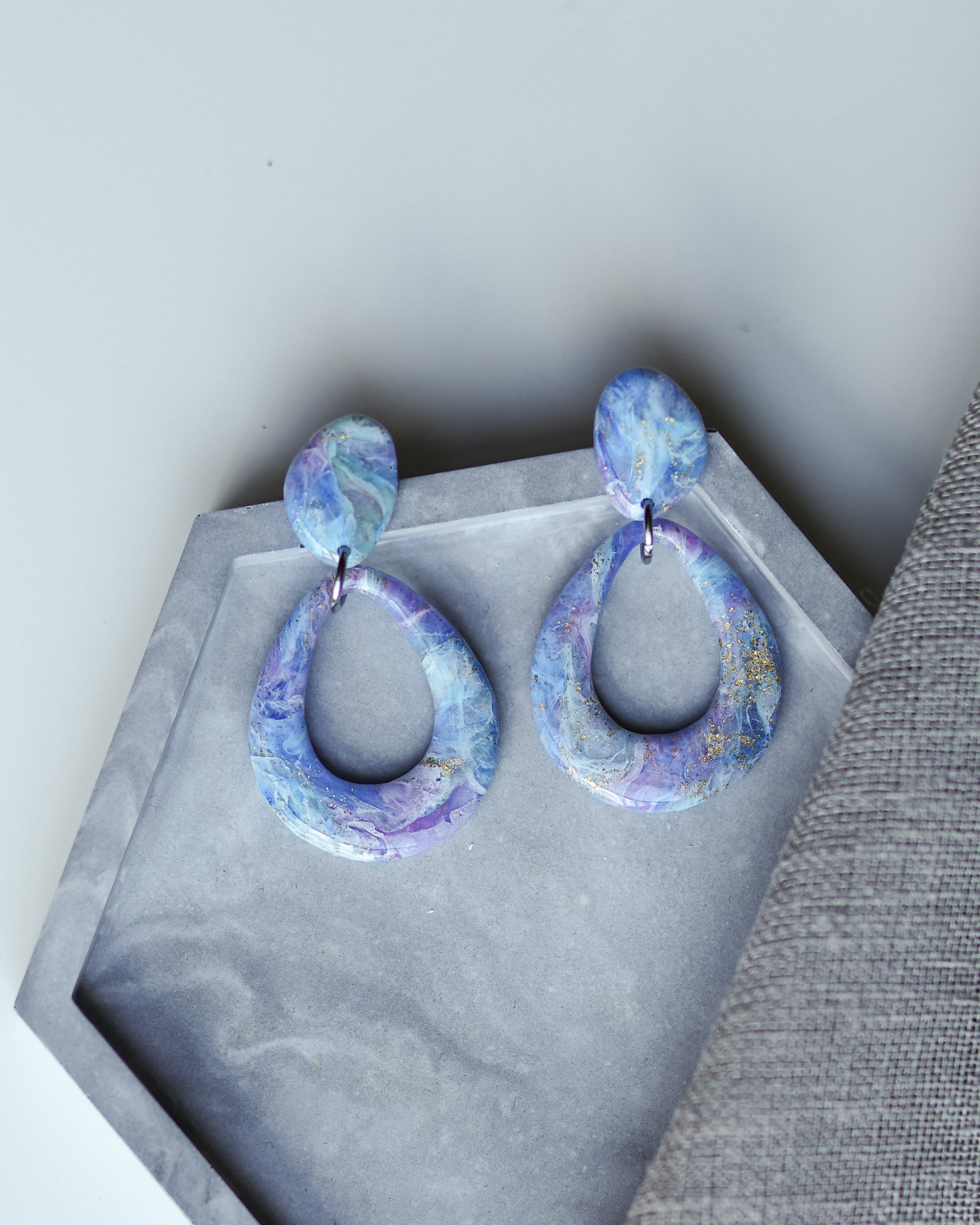 Velvet Dust -korvakorut