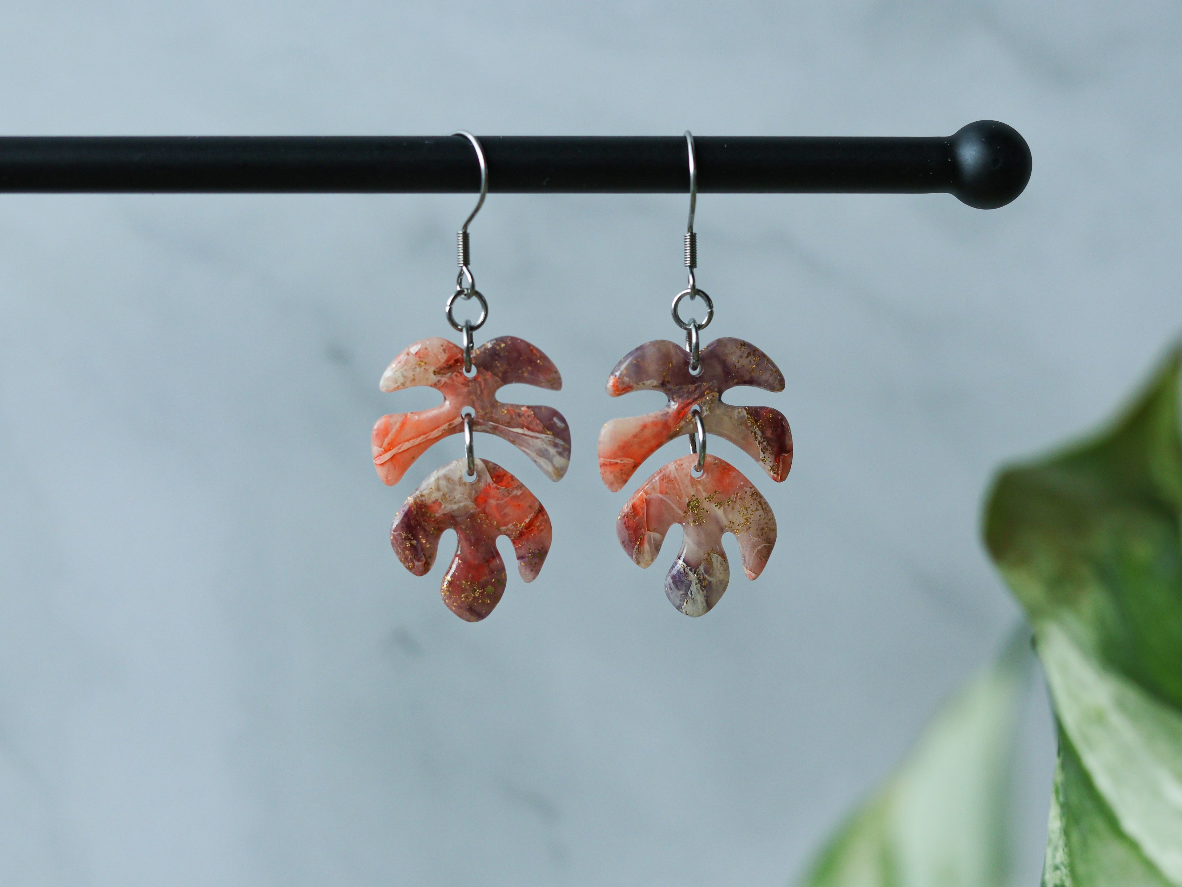 Monstera -korvakorut